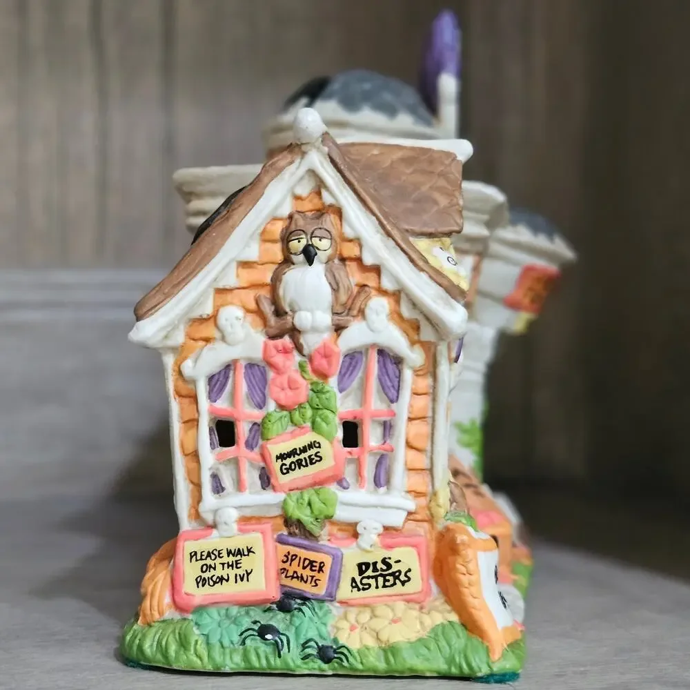 Vintage Creepy Hollow Funeral Parlor | 1995 Lighted Halloween Village House